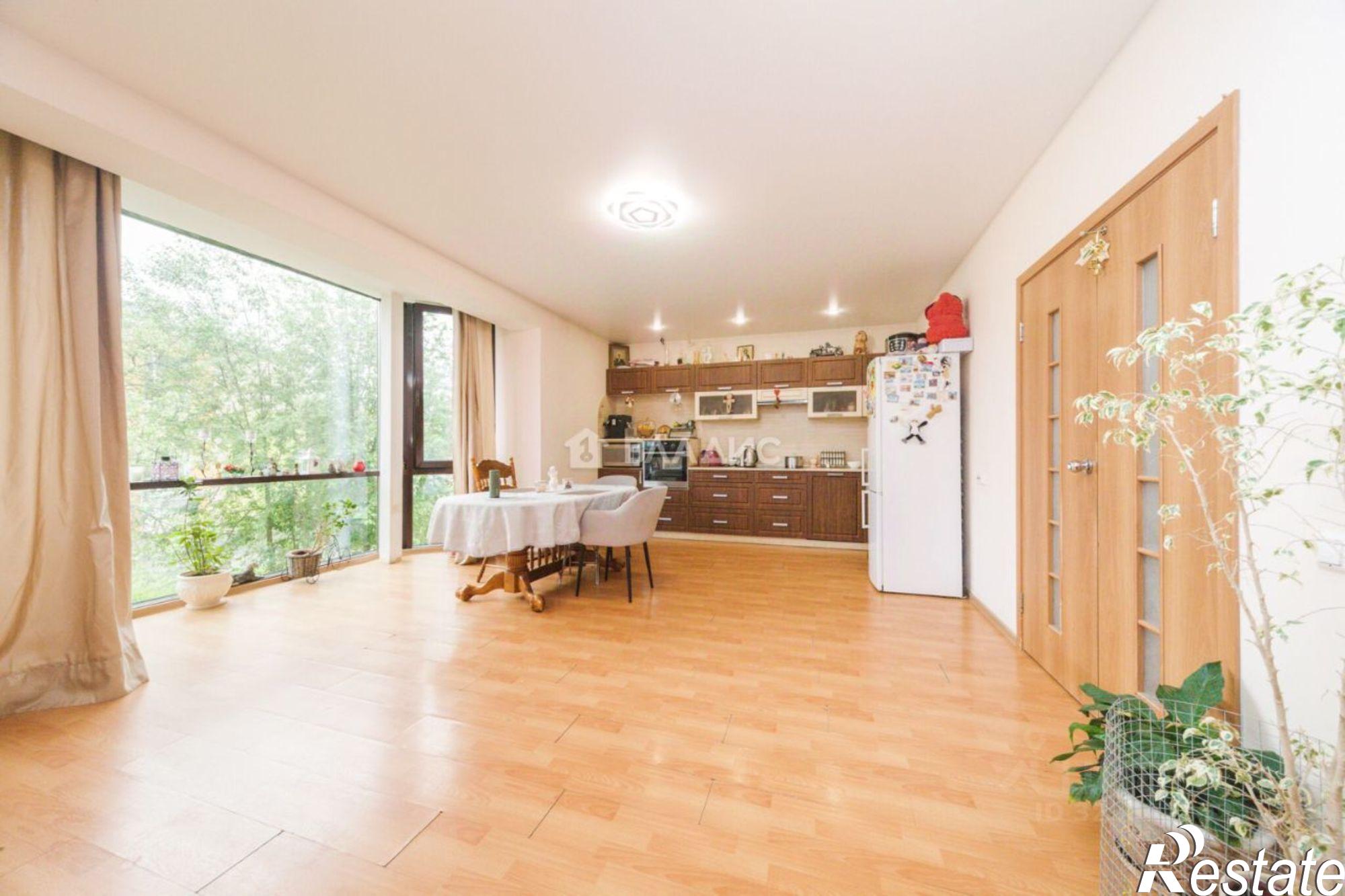 Купить квартиру за 8 700 000 рублей на Сулажгорская улица, 7