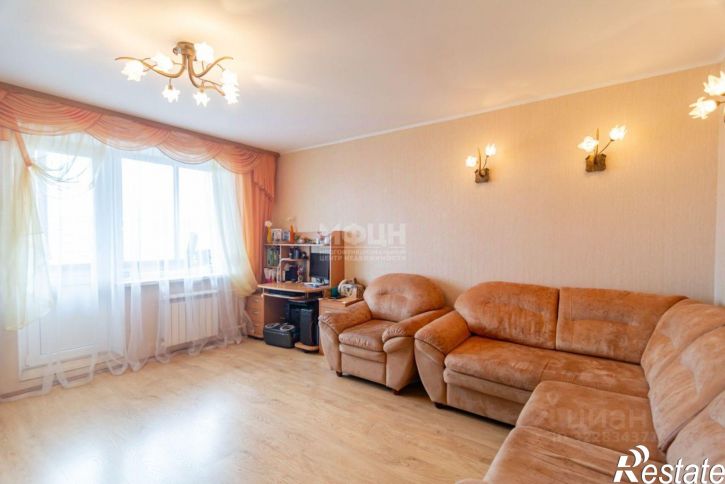 3-комн квартира Питкярантская улица, 32,  д. 32