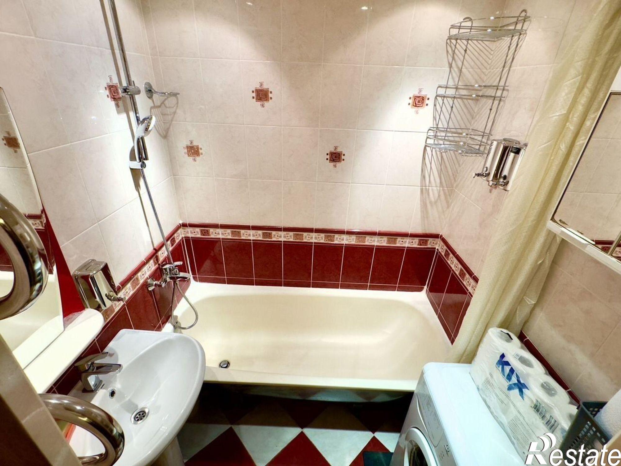 Сдать квартиру за 38 888 рублей на ул Торнева, 11А