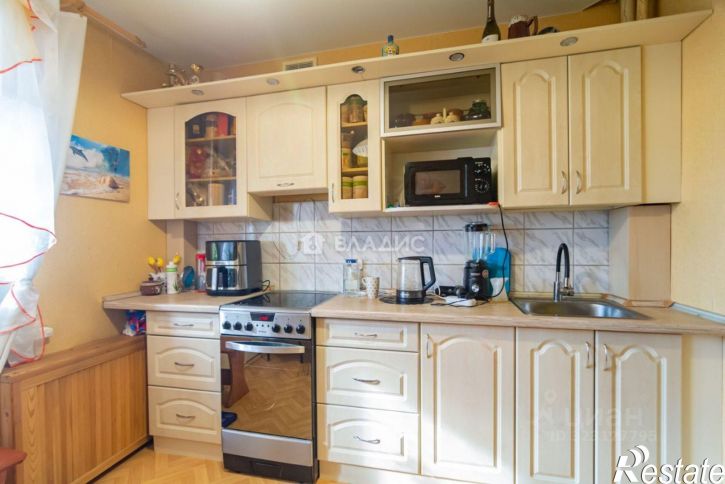 2-комн квартира Ведлозерская улица, 18Б,  д. 18Б