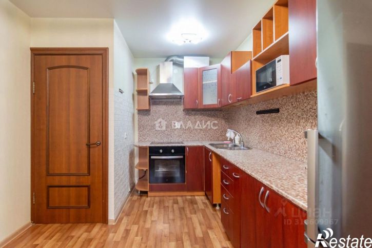 3-комн квартира ул Генерала Судакова, 11,  д. 11