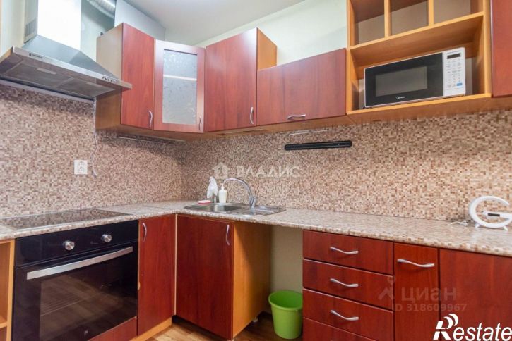 3-комн квартира ул Генерала Судакова, 11,  д. 11