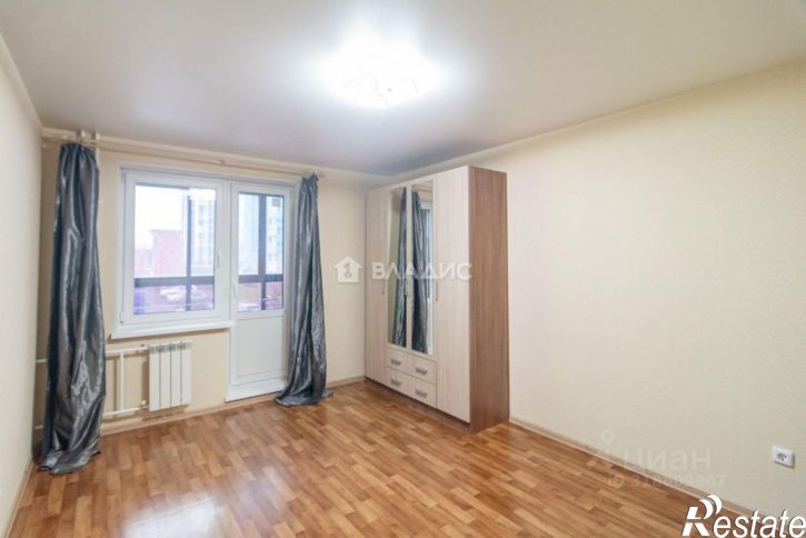 3-комн квартира ул Генерала Судакова, 11,  д. 11