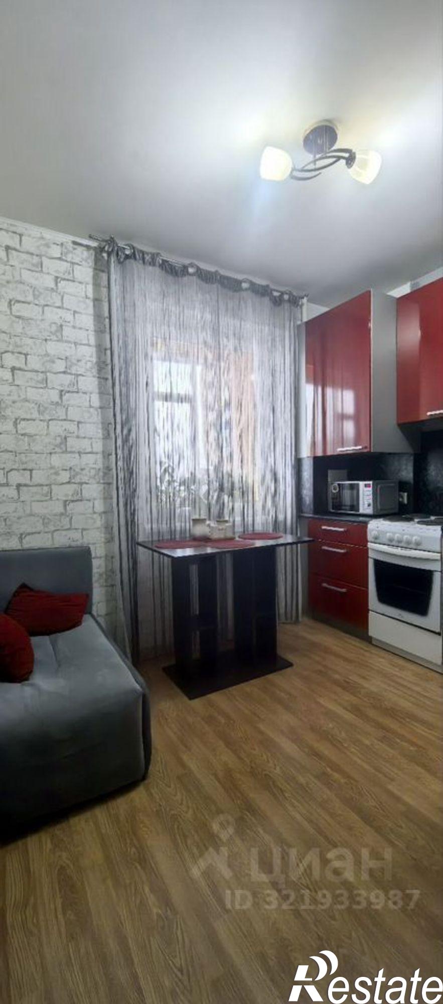 Купить квартиру за 4 200 000 рублей на ул Нойбранденбургская, 3 2