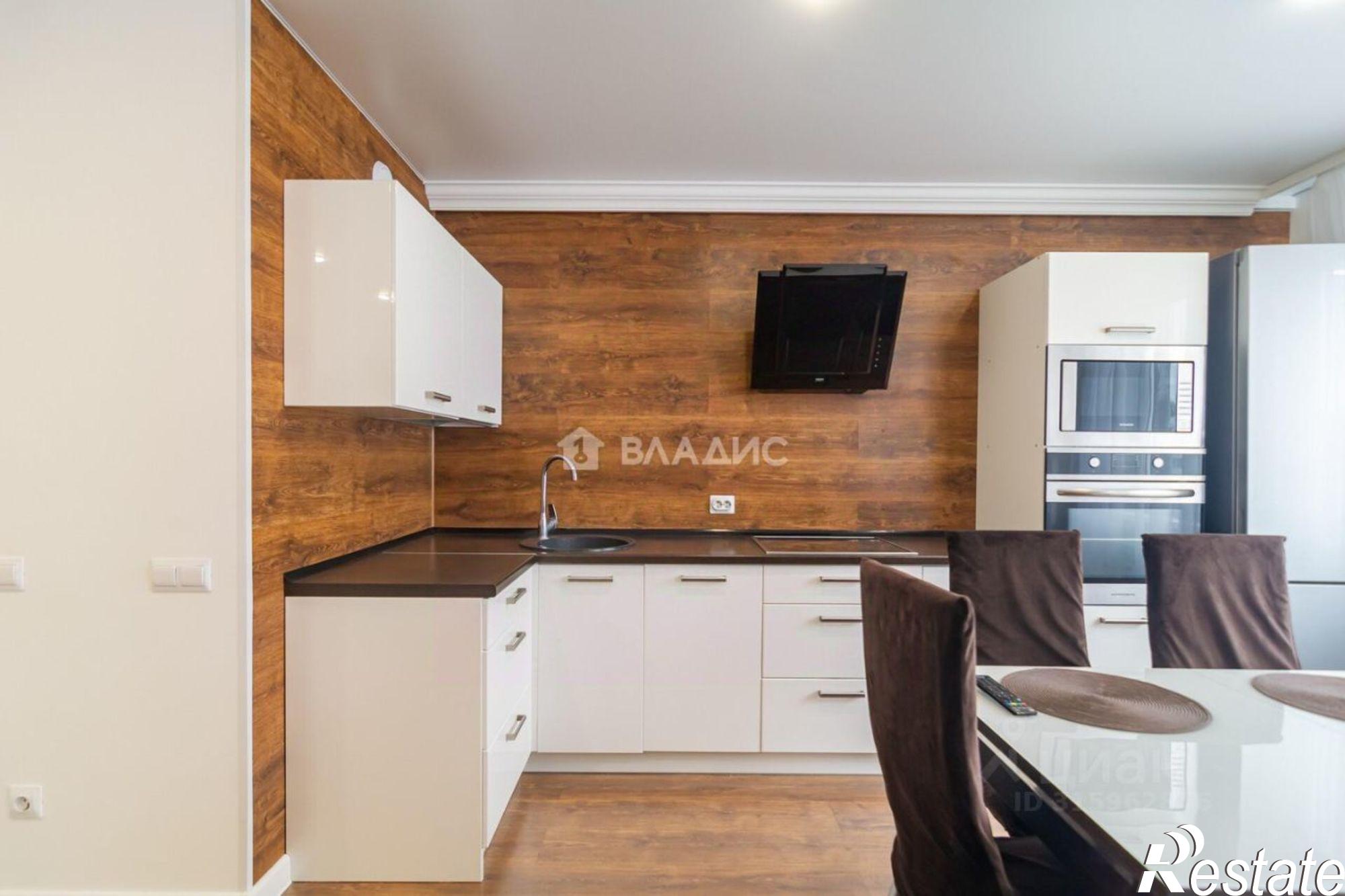 Купить квартиру за 8 400 000 рублей на ул Чистая, 13