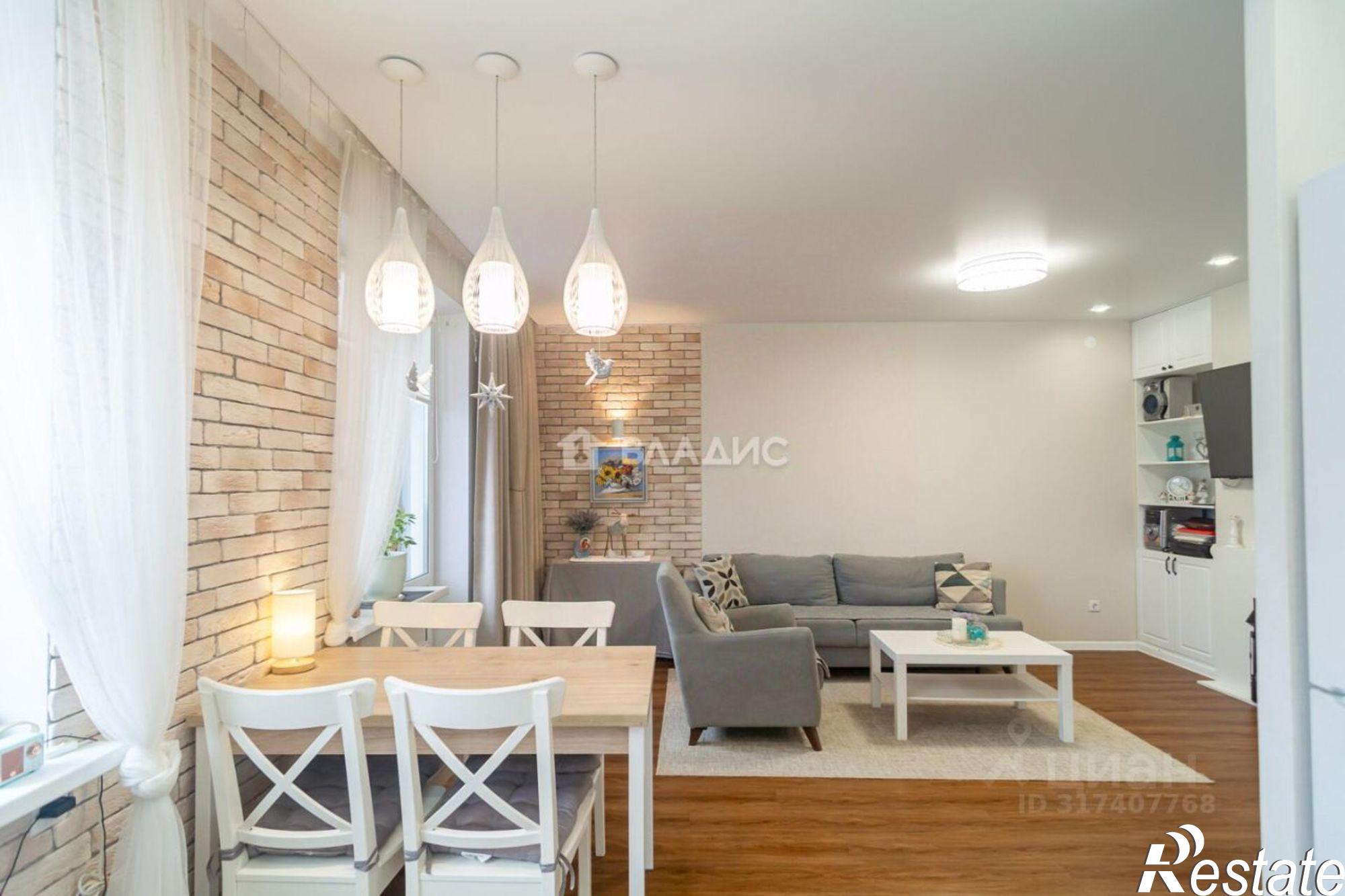 Купить квартиру за 10 200 000 рублей на б-р Интернационалистов, 8