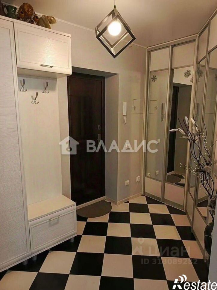 2-комн квартира Локомотивная улица, 12А,  д. 12А