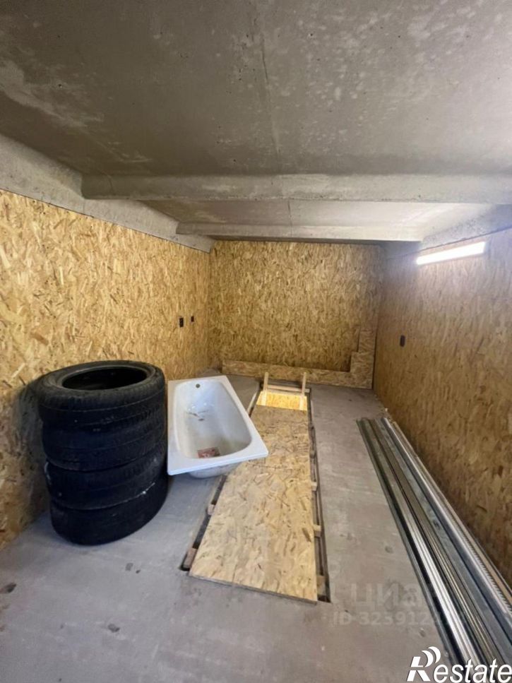 Гараж/парковка Карельский пр-кт, 11В,  д. 11В