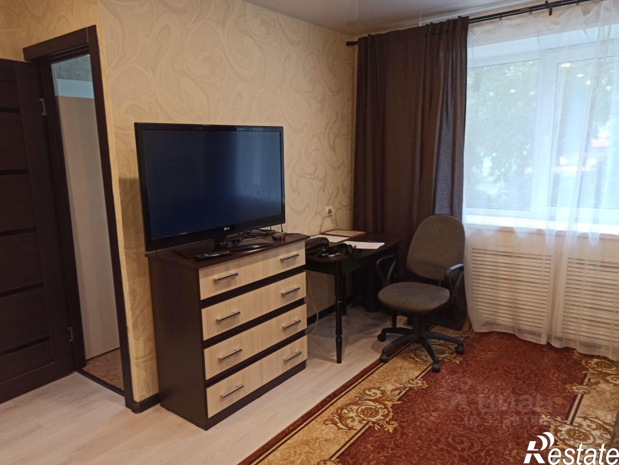 Сдать квартиру за 22 000 рублей на Октябрьский пр-кт, 2