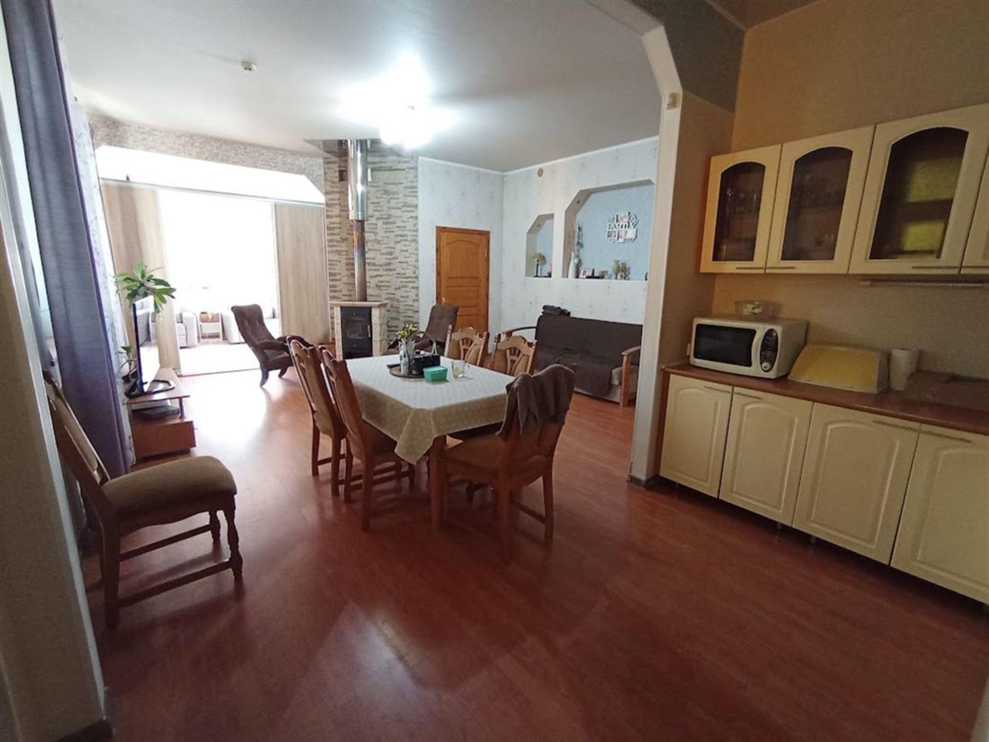 Купить помещение свободного назначения за 40 000 000 рублей на ул Свирская, д. 10