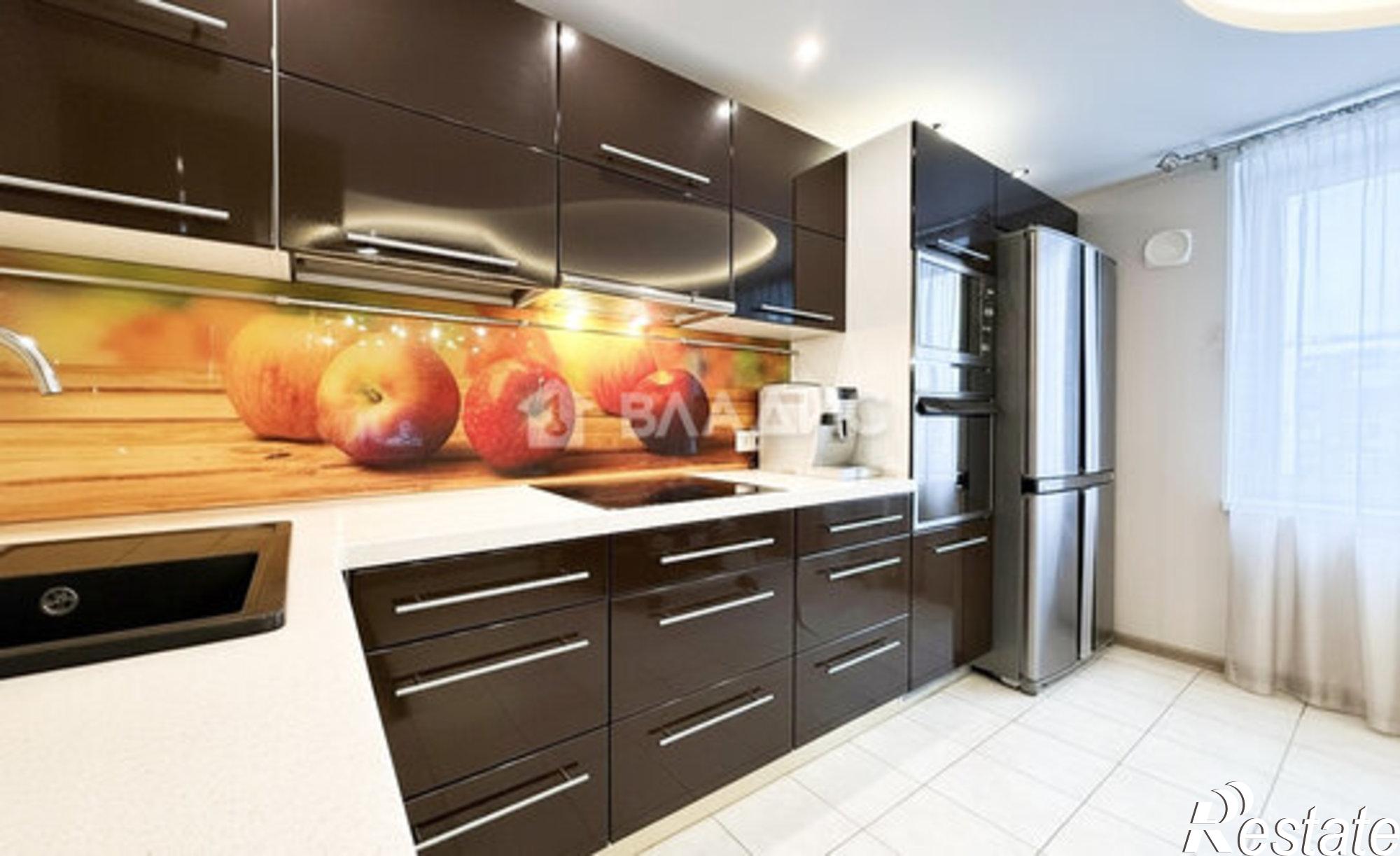 Купить квартиру за 10 700 000 рублей на Чистая улица, 3