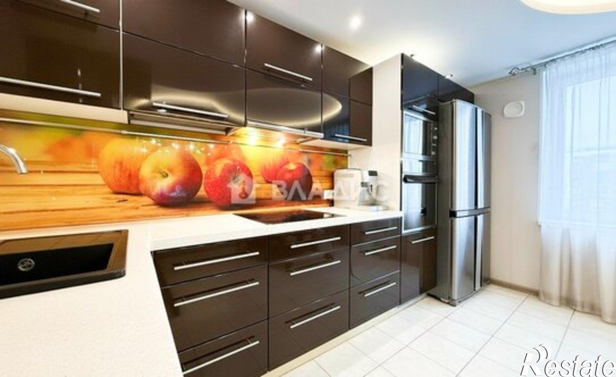 Купить квартиру за 10 700 000 рублей на Чистая улица, 3