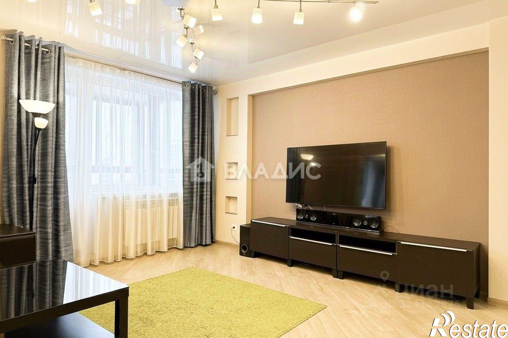 Купить квартиру за 10 700 000 рублей на Чистая улица, 3