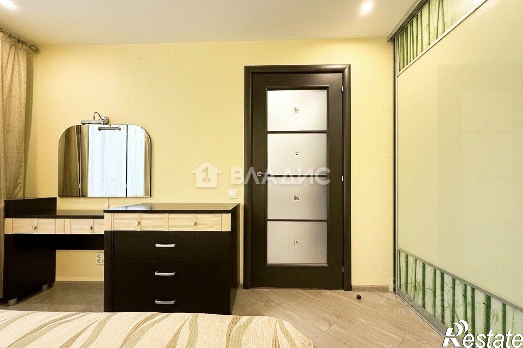 Купить квартиру за 10 700 000 рублей на Чистая улица, 3