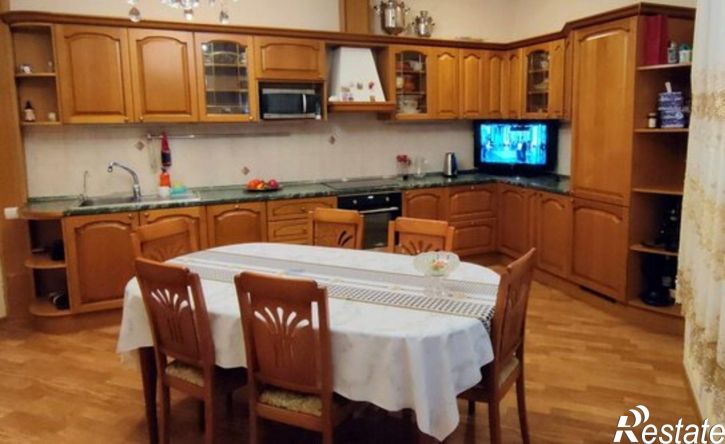 4-комн квартира пр-кт Ленина, 18Б,  д. 18Б