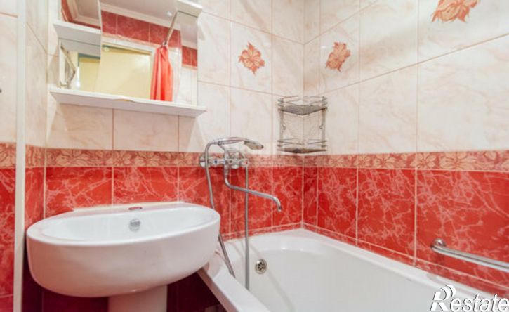 4-комн квартира ул Антонова, 14,  д. 14