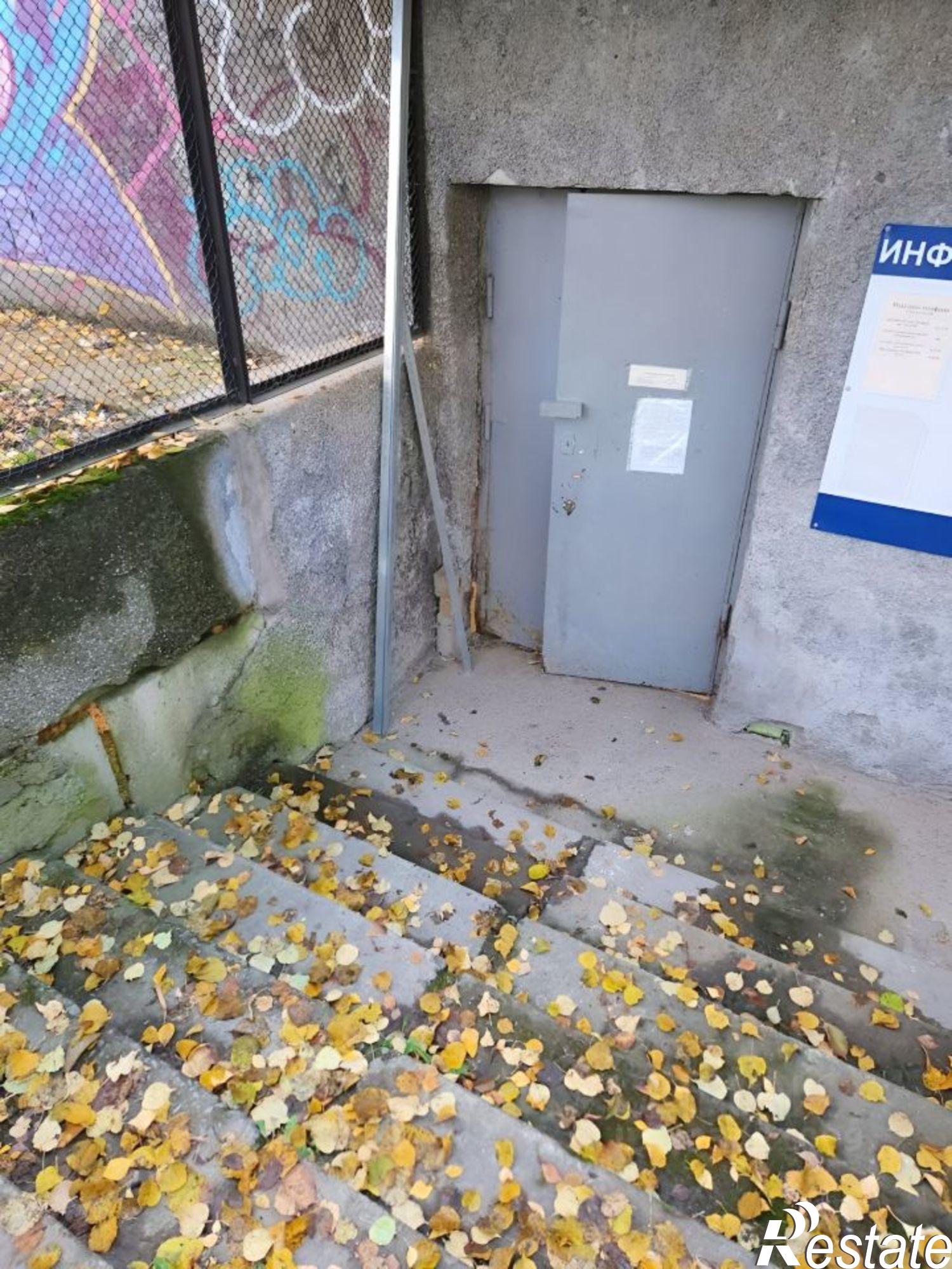 Купить складское помещение за 186 400 рублей на ул Калинина, 57Б