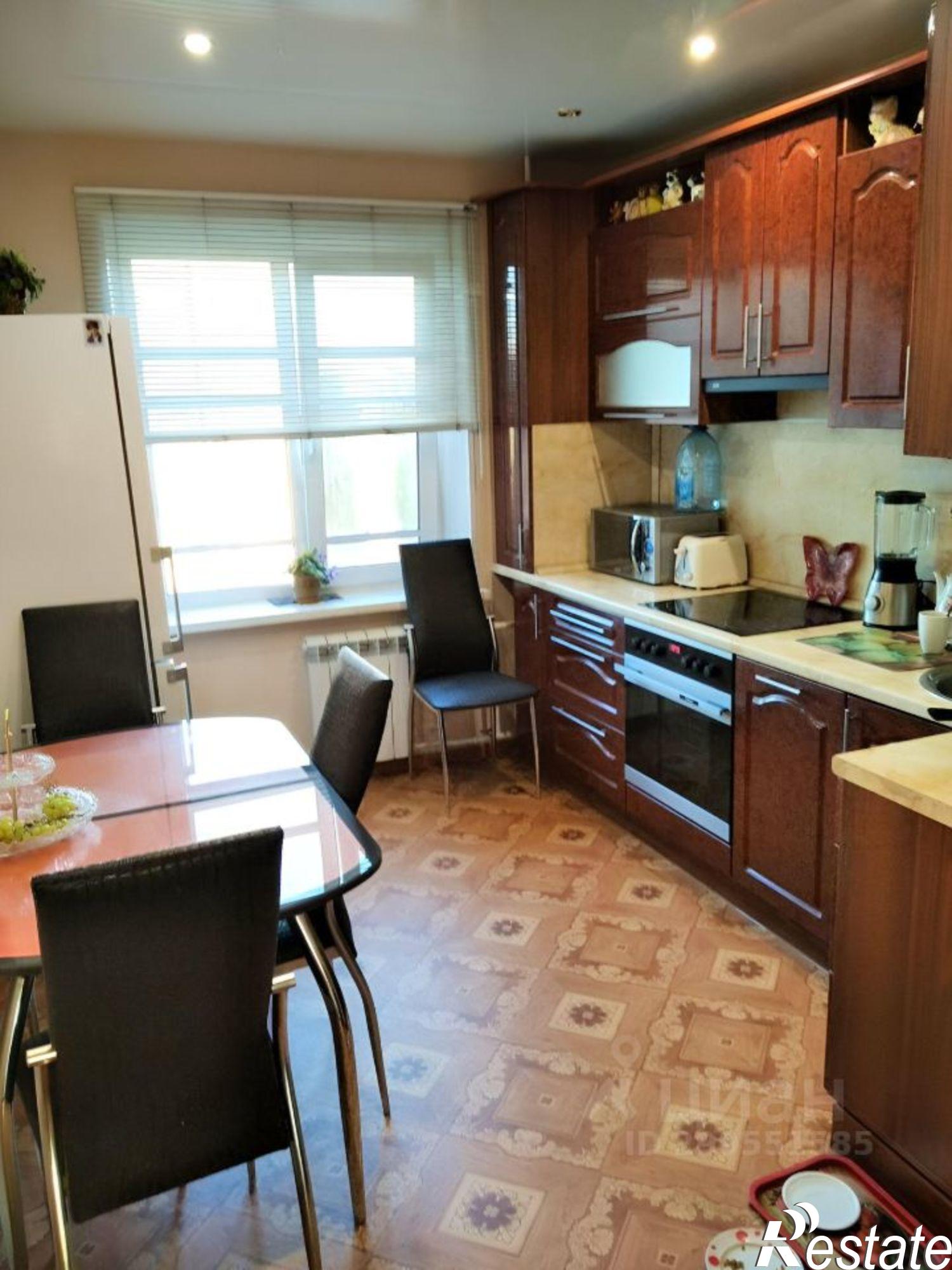 Сдать комнату за 11 000 рублей на Комсомольский проспект, 17