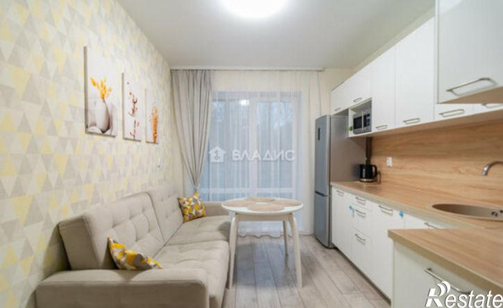 3-комн квартира улица Маршала Толбухина, 8,  д. 8