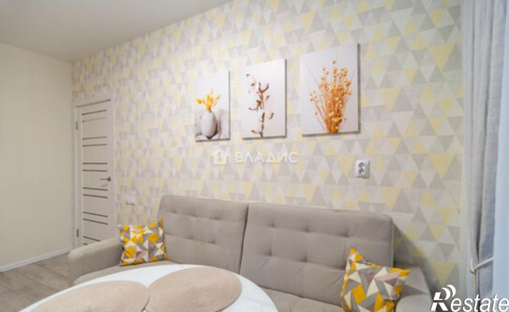 3-комн квартира улица Маршала Толбухина, 8,  д. 8