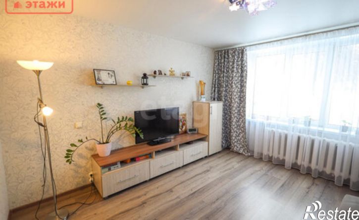 3-комн квартира Судостроительная улица, 8В,  д. 8В