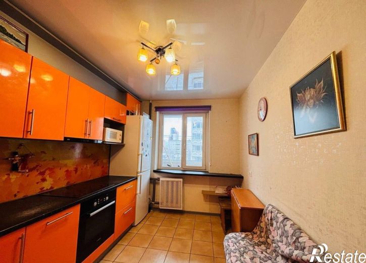 3-комн квартира ул Ватутина, 28,  д. 28