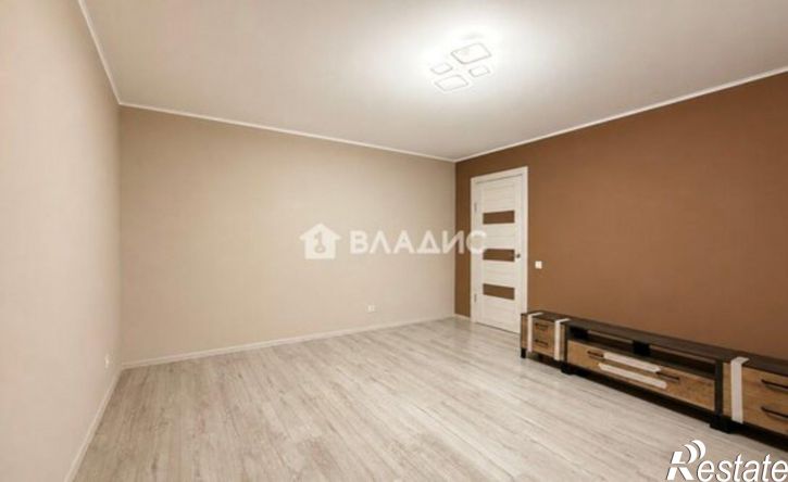 3-комн квартира улица Чкалова, 58,  д. 58