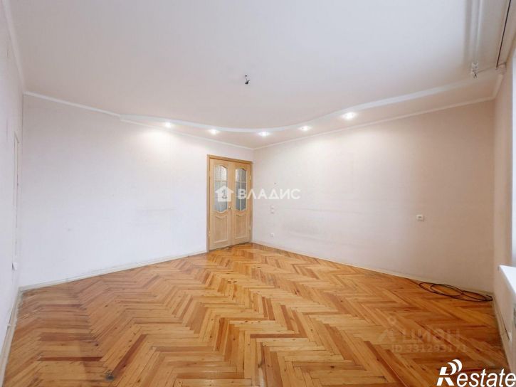 2-комн квартира Гвардейская улица, 21,  д. 21