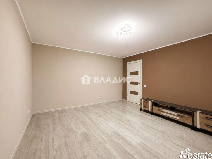 3-комн квартира ул Чкалова, 58,  д. 58