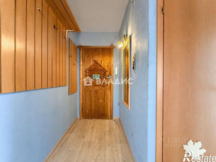 3-комн квартира ул Антонова, 8А,  д. 8А