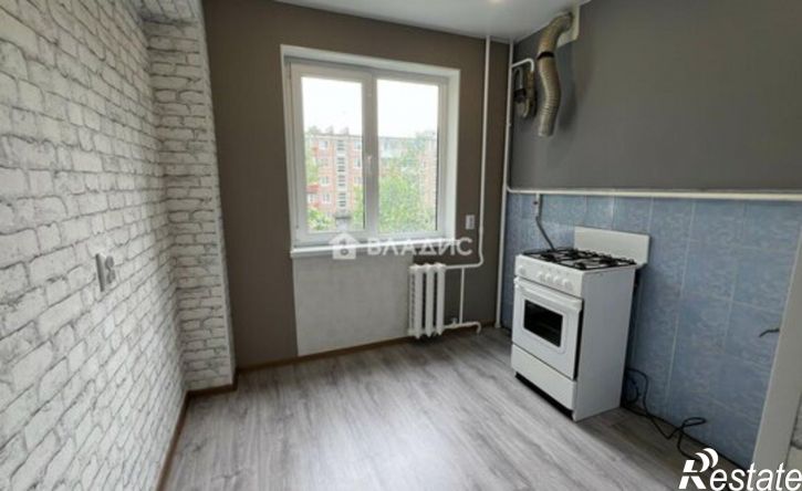 1-комн квартира ул Нойбранденбургская, 17,  д. 17