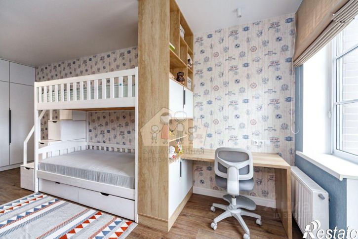 4-комн квартира ул Казарменская, 4,  д. 4