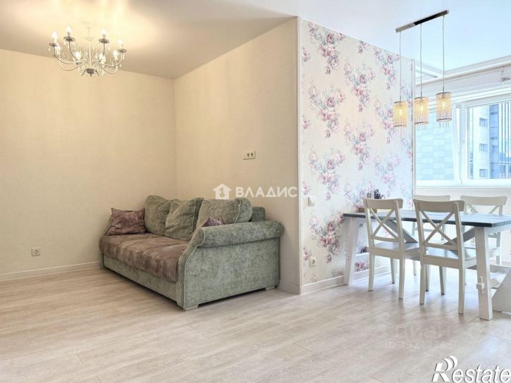 4-комн квартира ул Зайцева, 8,  д. 8