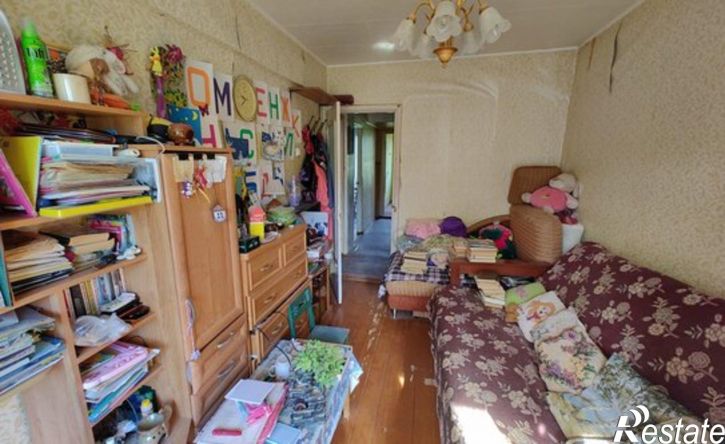 3-комн квартира ул Репникова, 15,  д. 15