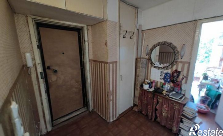 3-комн квартира ул Репникова, 15,  д. 15