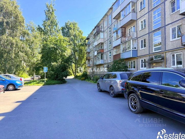 2-комн квартира ул Нойбранденбургская, 14А,  д. 14А