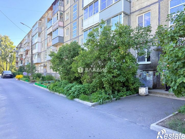 2-комн квартира ул Нойбранденбургская, 14А,  д. 14А