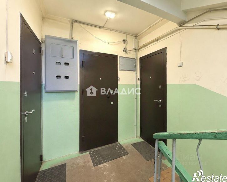 2-комн квартира ул Нойбранденбургская, 14А,  д. 14А