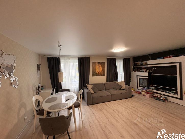 2-комн квартира ул Софьи Ковалевской, 18,  д. 18