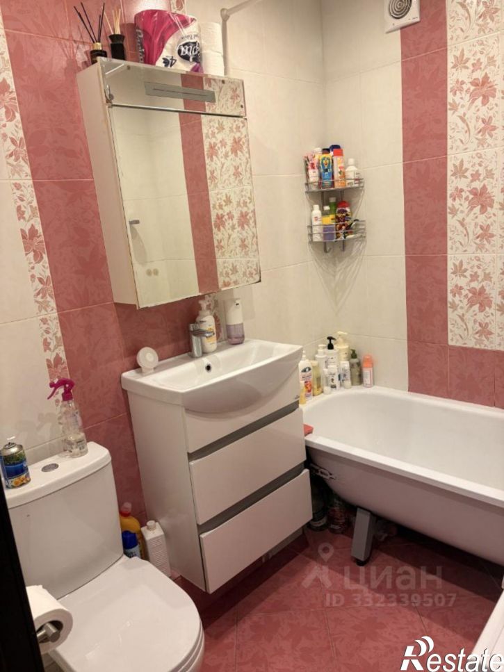 2-комн квартира ул Софьи Ковалевской, 18,  д. 18