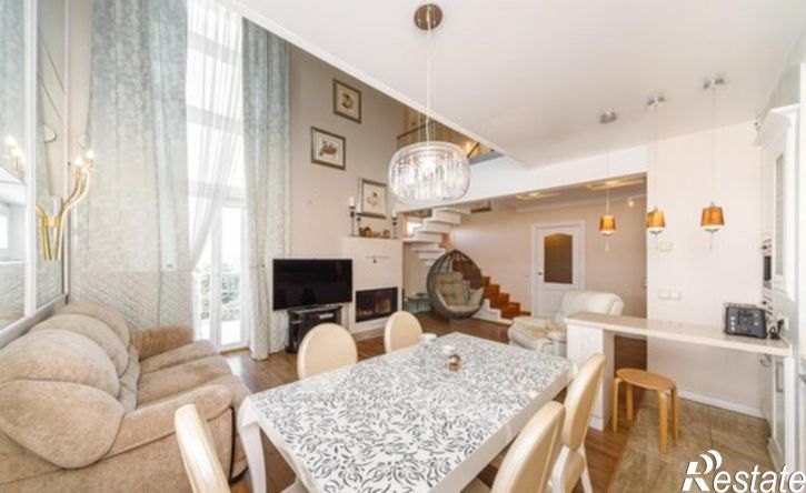 4-комн квартира Первомайский пр-кт, 22В,  д. 22В
