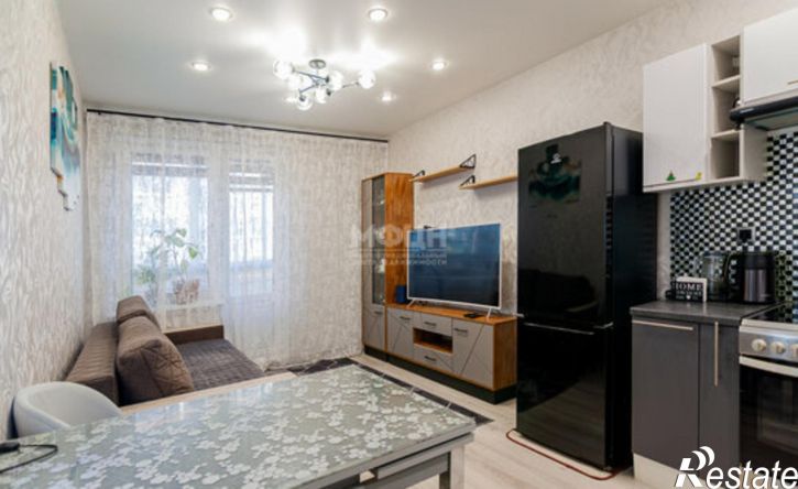 3-комн квартира б-р Интернационалистов, 8,  д. 8
