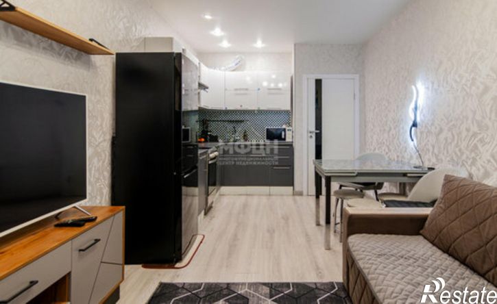 3-комн квартира б-р Интернационалистов, 8,  д. 8