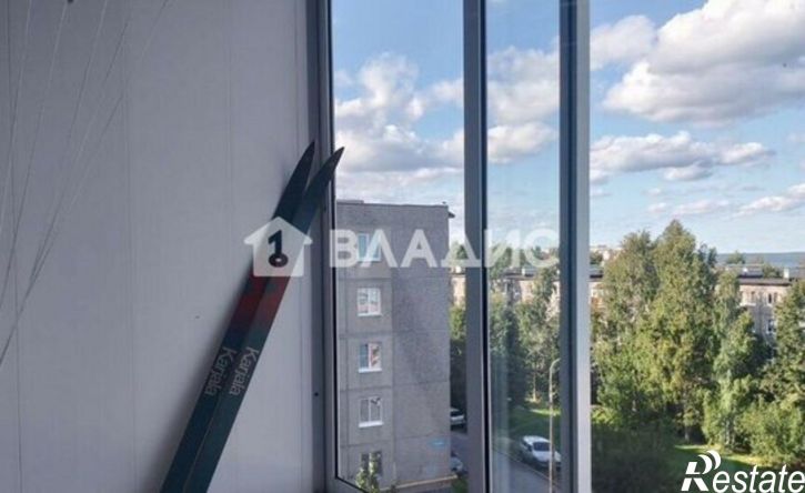 2-комн квартира ул Петрова, 7,  д. 7