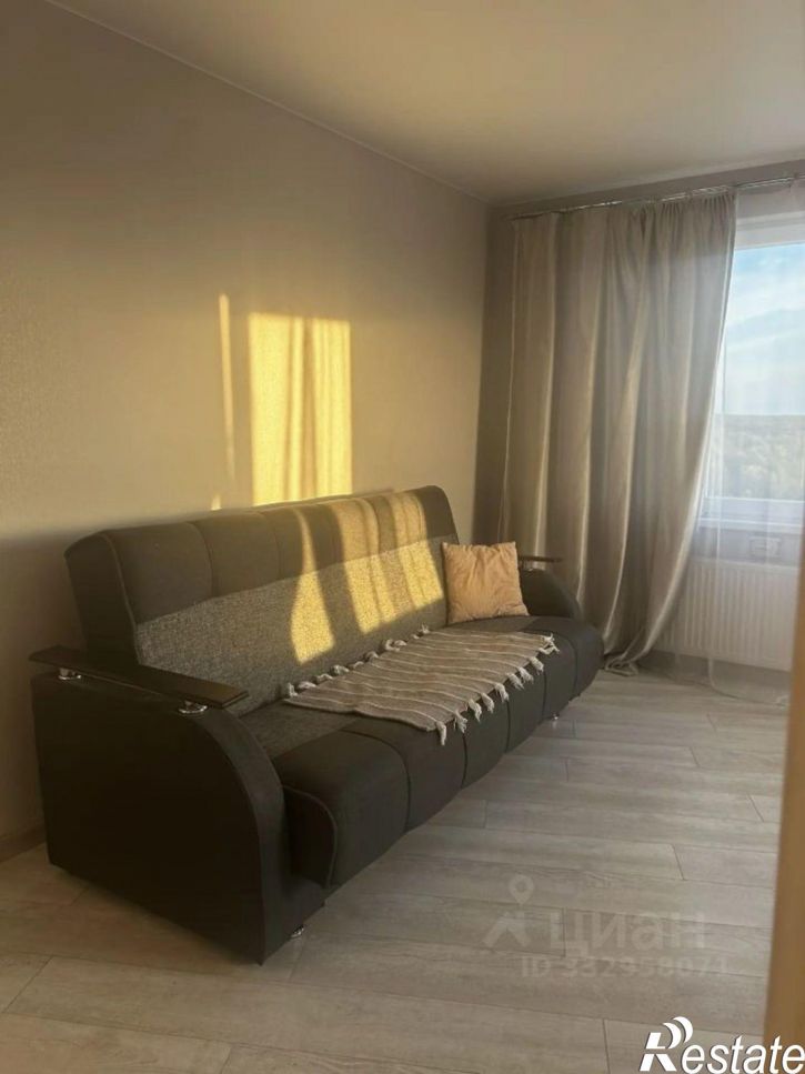 1-комн квартира ул Братьев Озеровых, 10,  д. 10