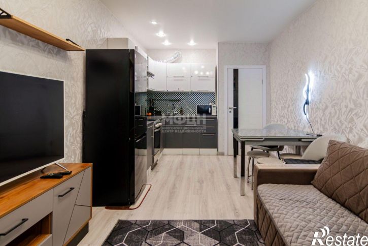 3-комн квартира б-р Интернационалистов, 8,  д. 8