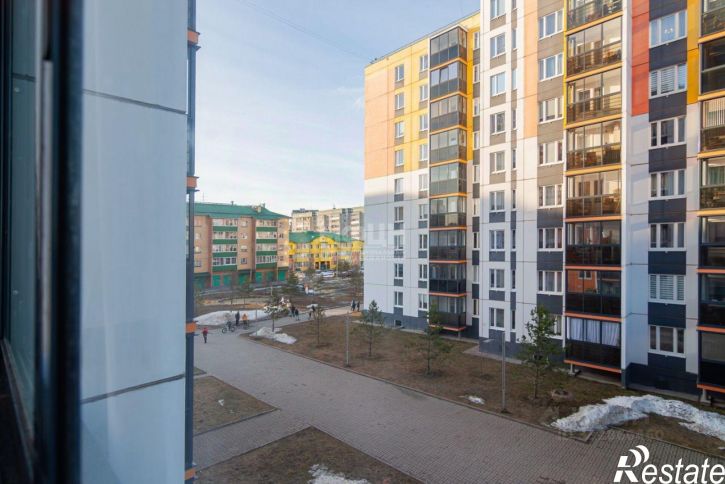 3-комн квартира б-р Интернационалистов, 8,  д. 8
