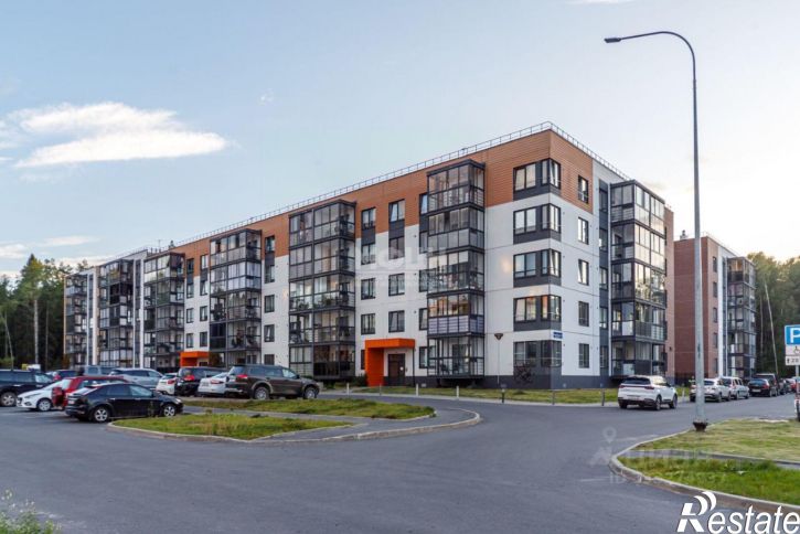 3-комн квартира ул Маршала Толбухина, 8,  д. 8