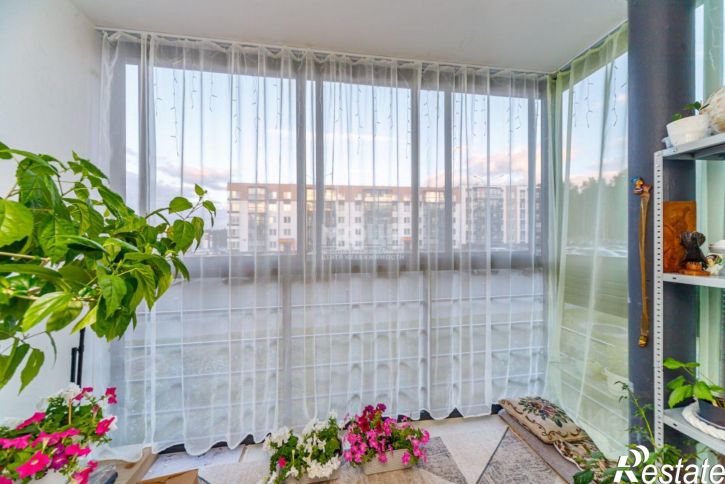 3-комн квартира ул Маршала Толбухина, 8,  д. 8