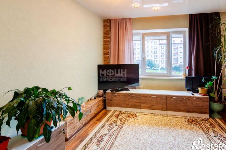 3-комн квартира ул Лизы Чайкиной, 8А,  д. 8А